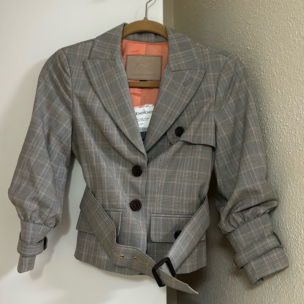 Bebe Jacket - 3/4 Sleeve length short jacket with belt